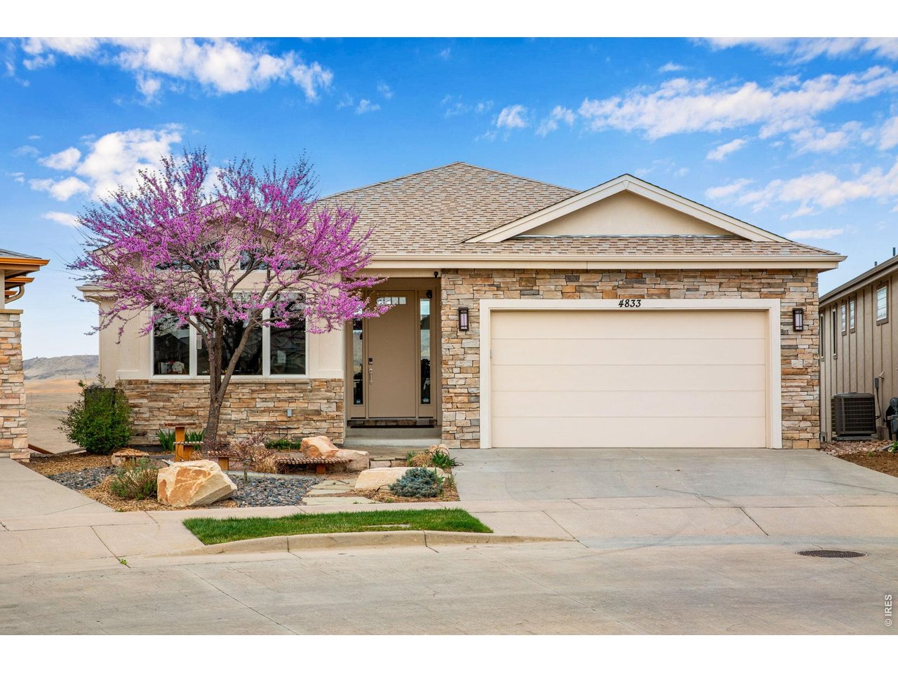4833 Prairie Vista Dr