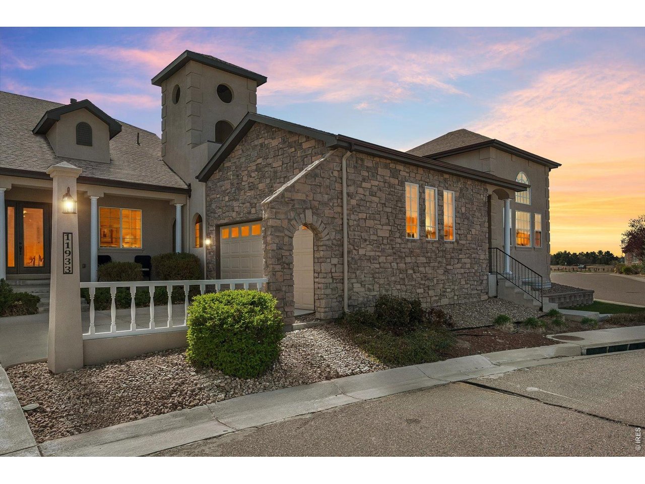 11933 Mobile St
