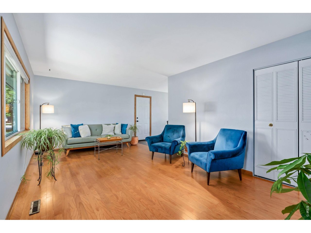 404 Irish Dr