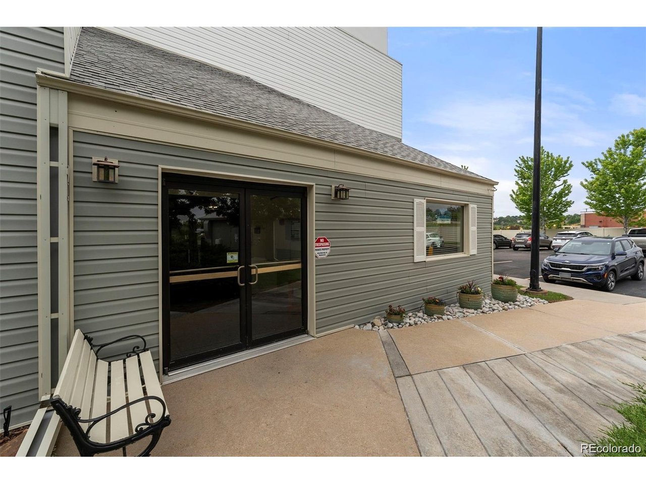 1383 W 88th Ave