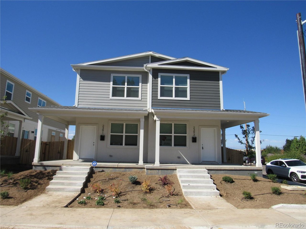 2373 N Elmira St