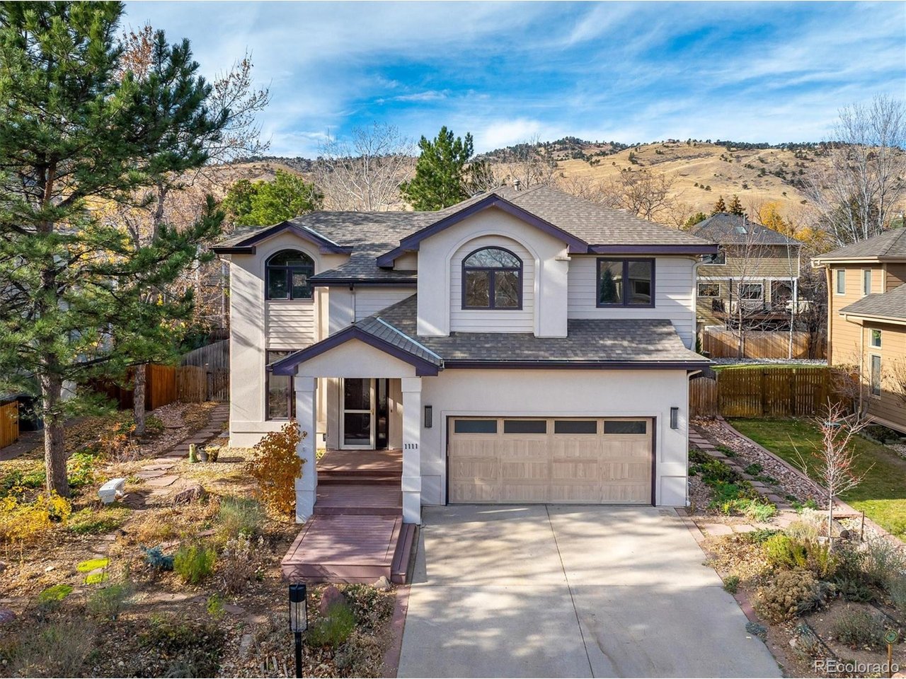 1111 Utica Cir