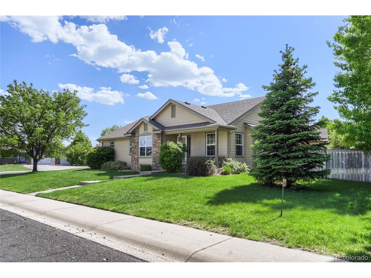 654 Foxtail Way