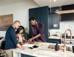 Inglewood Property Manager Having a Conversation with Their Tenants