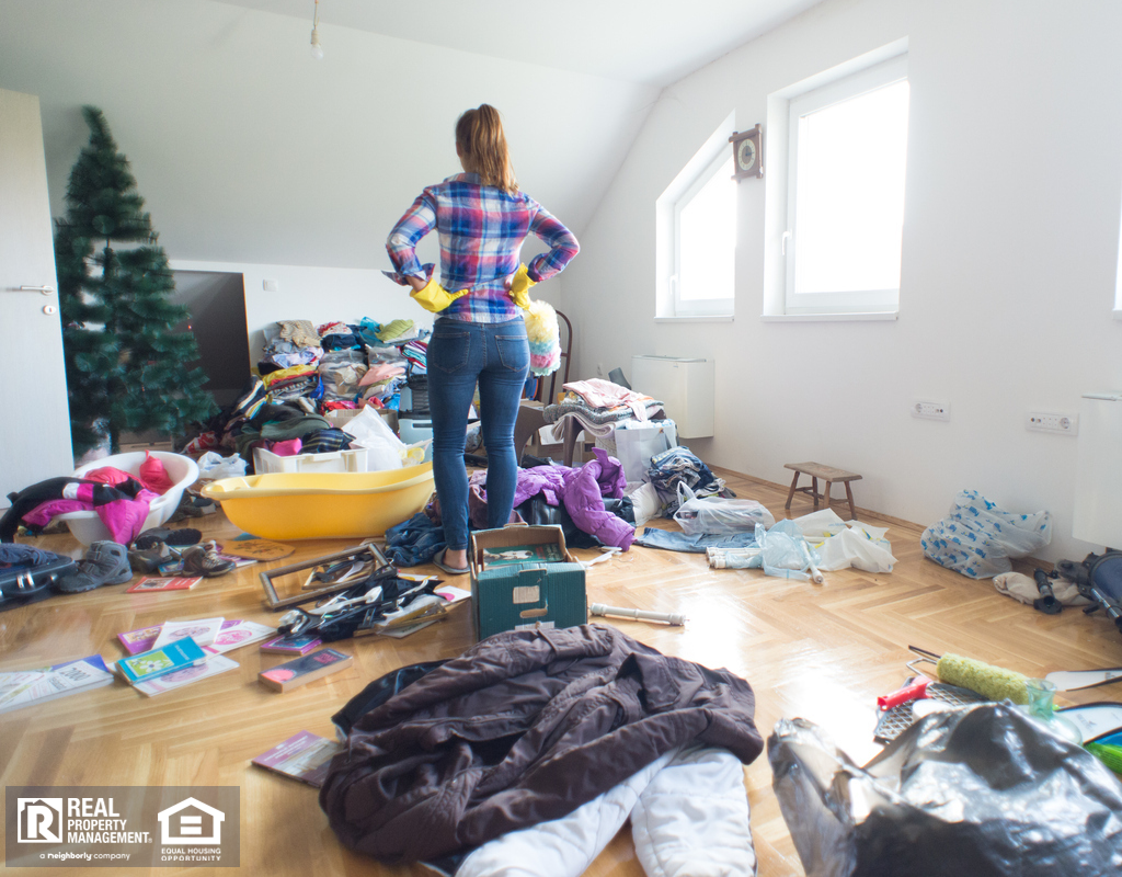 Lakeland Woman Decluttering Her Home