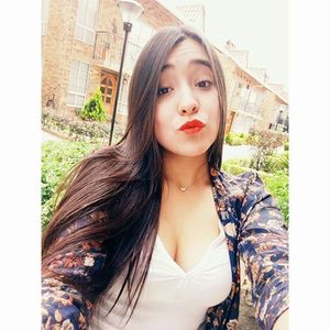 Roommate Daniela buscando habitación en bogotá