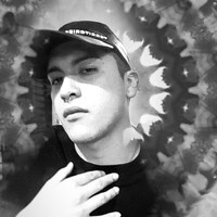 Nicolas 