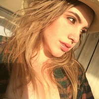 Silvia Natalia 