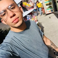 Nicolas 