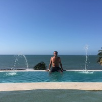 Nicolas 