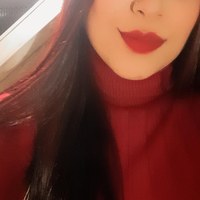 Nicole 