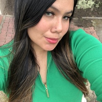 Nicole 