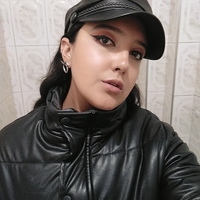 Nicole 