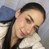 Roommate Victoria