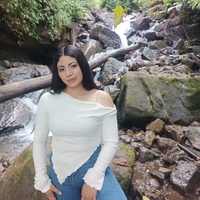 Angie 