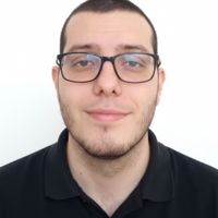 Simón