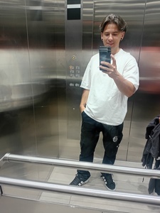 Roommate Wilton  buscando habitación en Bello