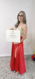 Roommate Claudia buscando habitación en 