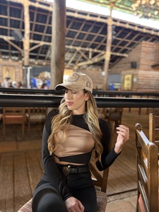 Roommate Lorena  buscando habitación en Medellín