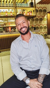 Roommate Henry buscando habitación en 