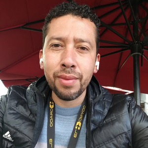 Roommate Jhon Henry buscando habitación en 