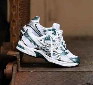 Roommate Alexander  buscando habitación en 