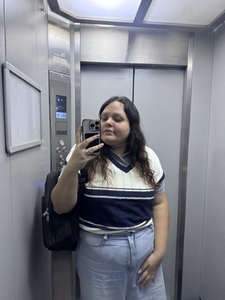 Roommate Maria buscando habitación en Envigado