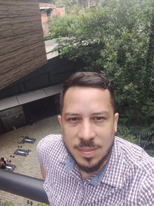 Roommate Angel  buscando habitación en Medellín