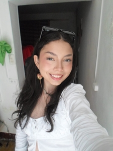 Roommate Valeria buscando habitación en Envigado