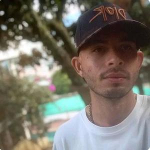 Roommate Darwin  buscando habitación en Medellín