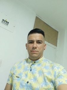 Roommate Jair alberto  buscando habitación en Medellín