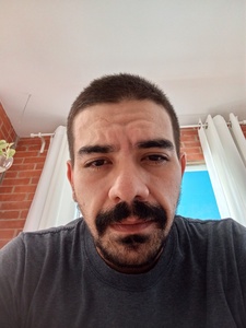 Roommate Antonio buscando habitación en Cali