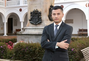 Roommate Santiago buscando habitación en Cali