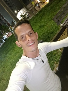 Roommate Cristian buscando habitación en Bogotá