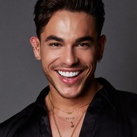 Adrián 