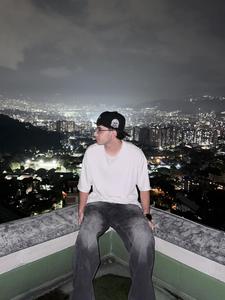Roommate Eduardo Antonio buscando habitación en Medellín