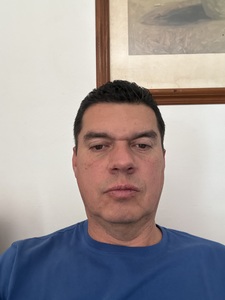Roommate Hugo buscando habitación en Envigado