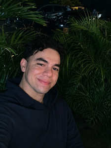 Roommate Salim Andrés 