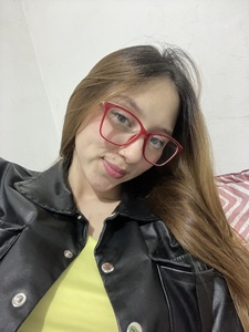 Roommate Sofia 