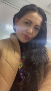 Roommate Victoria