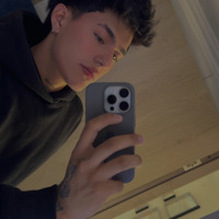 Nicolas 
