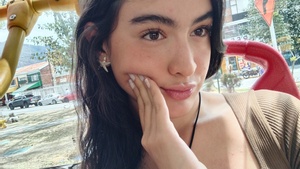 Roommate Sara Valentina 