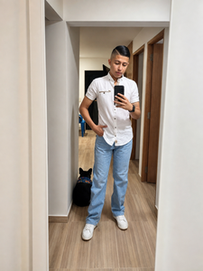 Roommate Jnonatan Stiven  buscando habitación en Medellín