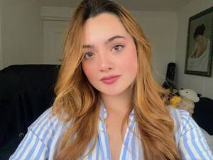 Roommate Natalia 