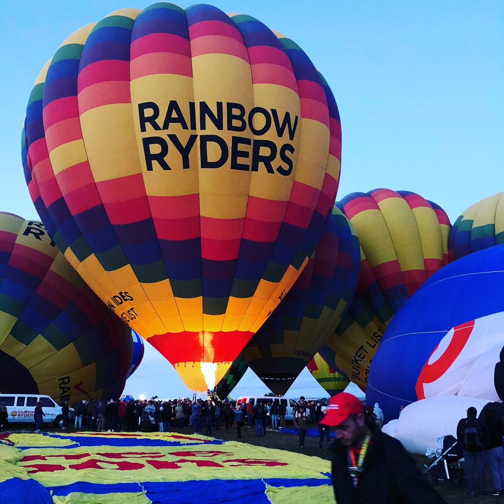 Rainbow Ryders balloon