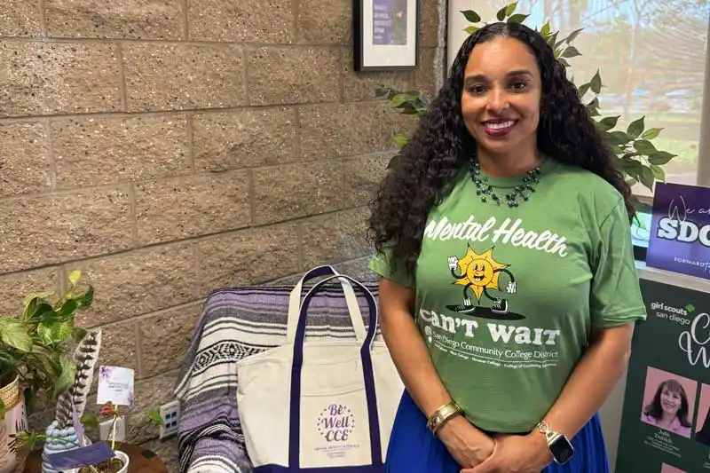 President King wearing mental health t-shirt