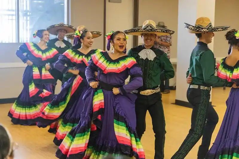 dancers dancing