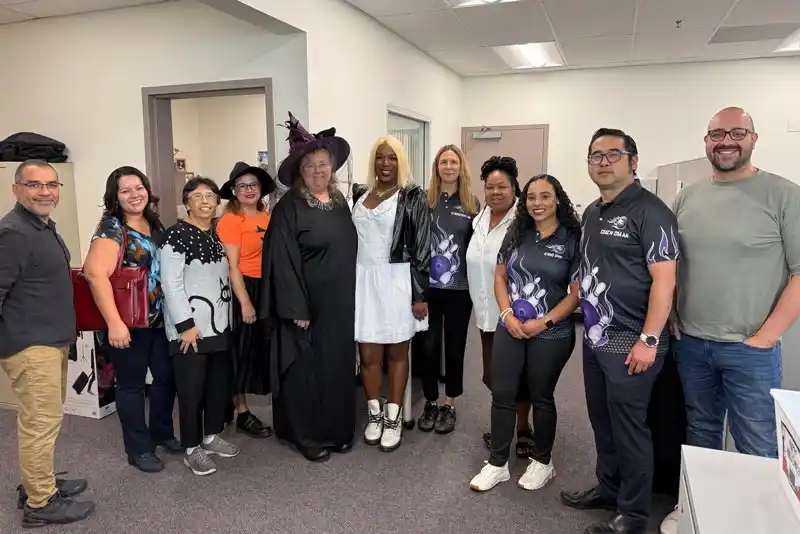 Tina King and group of participants