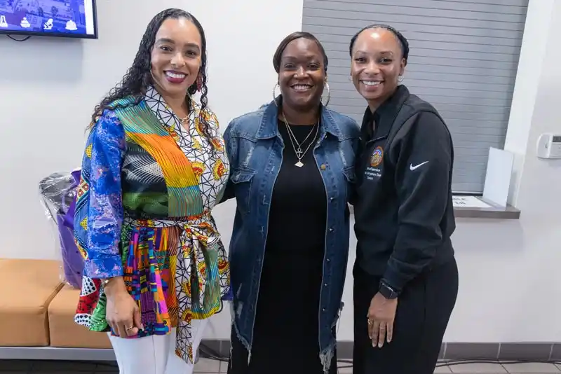 Tina King with 79th Assembly District Apprenticeship Fair participants