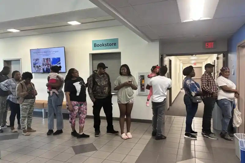 Turkey Drive participants